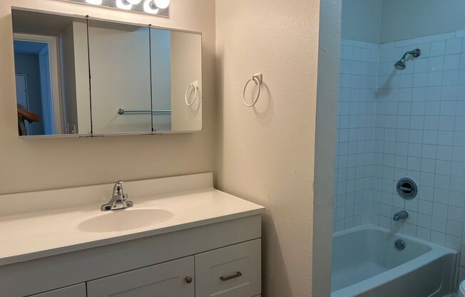 1 bed, 1 bath, $1,550