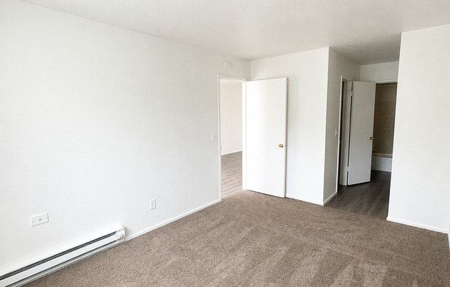 1 bed, 1 bath, 600 sqft, $1,195, Unit 11C