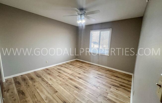 2 beds, 1 bath, $1,095