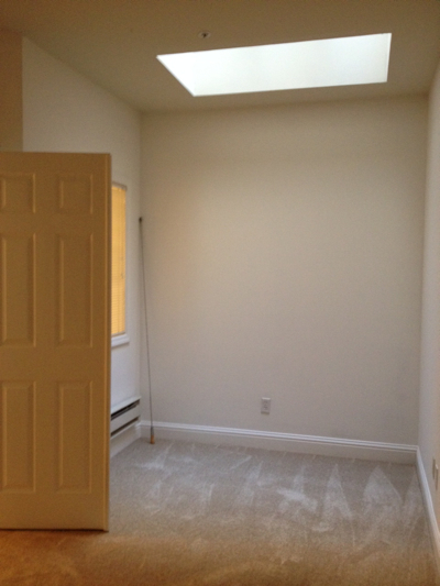 2 beds, 1 bath, $2,900, Unit 07