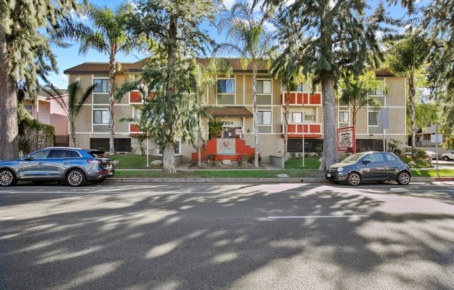 Sherman Oaks CA Apartments for Rent - Exterior View of Brody Terrace in Daylight