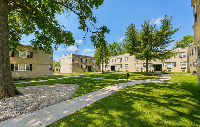 Westwood Court Apts