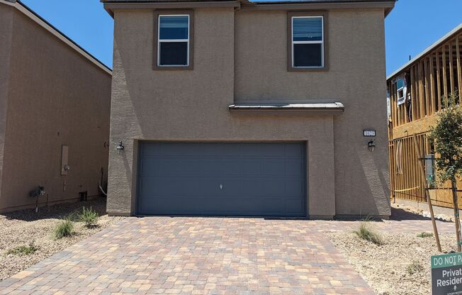 A Fabulous 4 Bedroom Close to Nellis Air Force Base