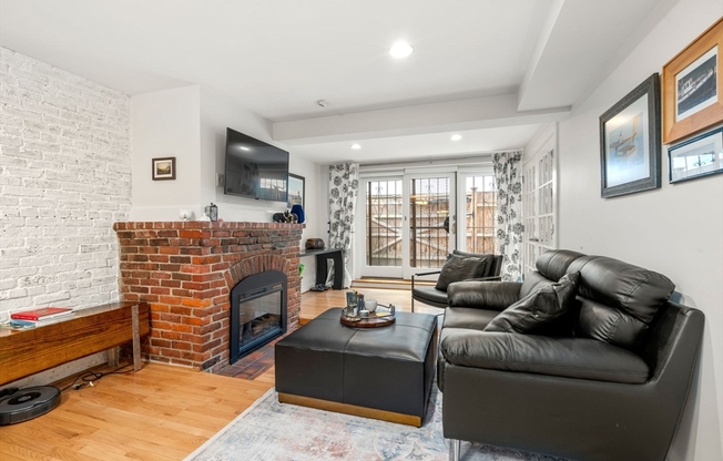 69 SAINT BOTOLPH ST