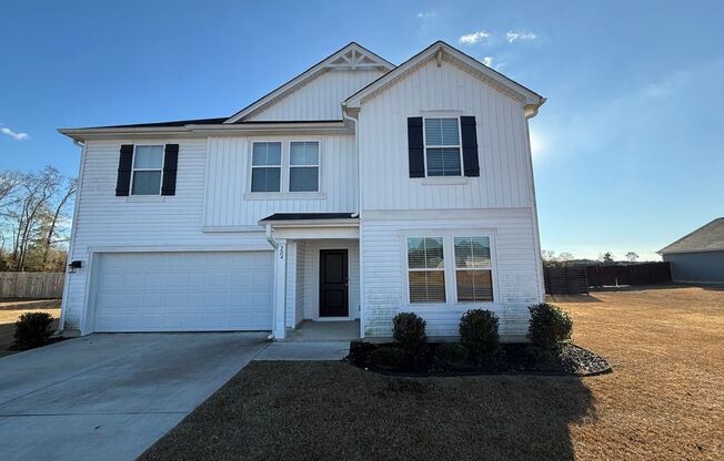Beautiful home in Godwin!