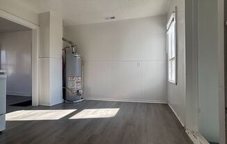 2 beds, 1 bath, $795