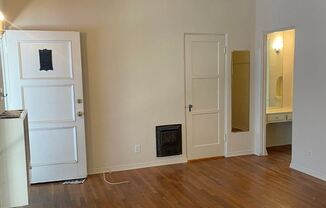 1153 - 1157 N Wilcox Ave & 6470 Lexington Ave