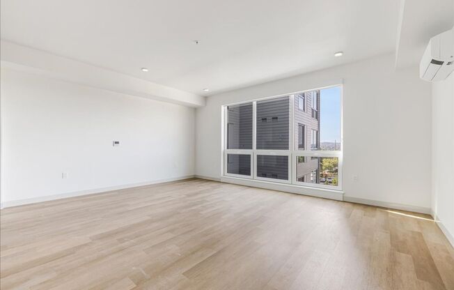 1 bed, 1 bath, 700 sqft, $1,795, Unit 505