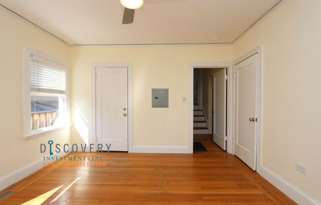 3 beds, 1 bath, $3,500