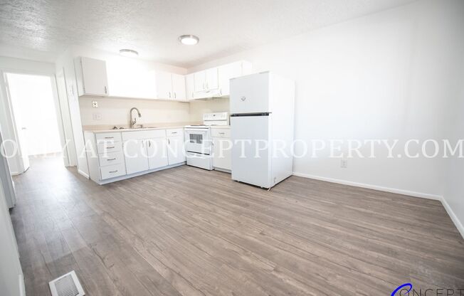 2 beds, 1 bath, 935 sqft, $1,399, Unit 15