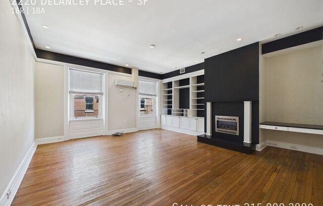 2220 DELANCEY PL