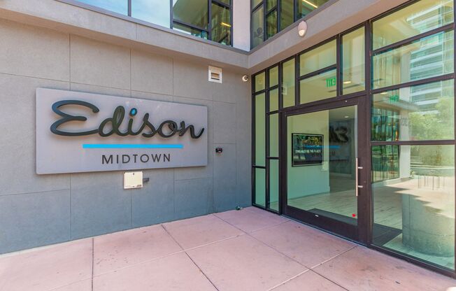 Stunning 2 bedroom with a Den at Edison Midtown!!!  Available Now!!!  Like living at a Resort with City Amenities Close!!!