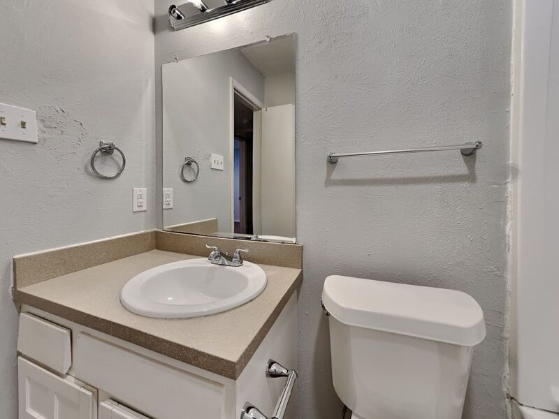 3411 LARGO LN