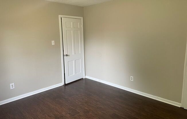 Move in Special! 1/2 off First Month's Rent with an April move-in date