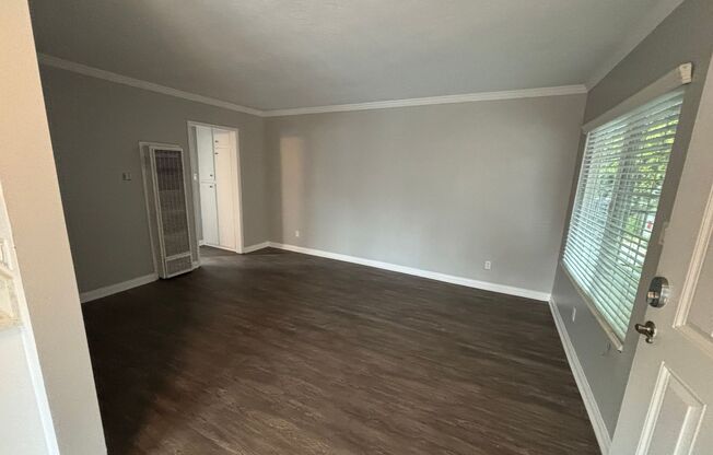 1 bed, 1 bath, 625 sqft, $1,995, Unit 37