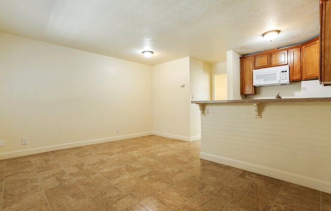 N Sutter Street - 5101