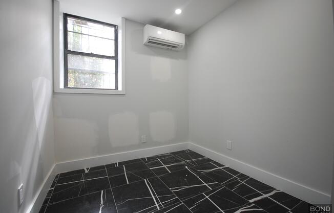 49 E 56 ST