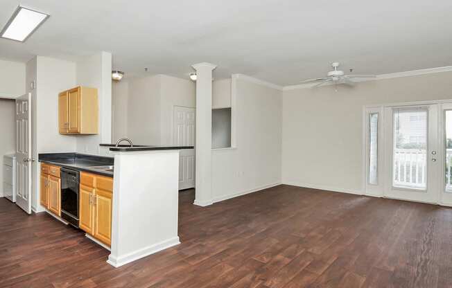 Unfurnished Dining and Living Area at Ultris Courthouse Square Apartment Homes in Stafford, Virginia, VA