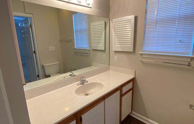 2 beds, 2 baths, 1,270 sqft, $1,375, Unit 2718-1