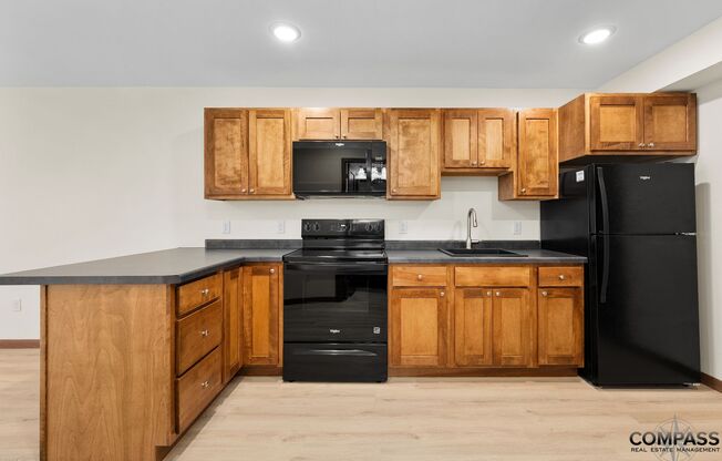 Studio, 1 bath, $995, Unit 232