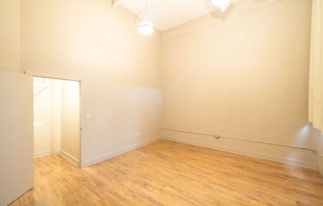 1 bed, 1 bath, 745 sqft, $1,500, Unit 110