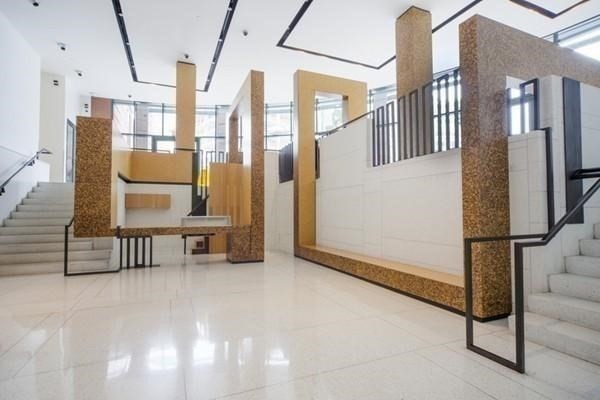 1 bed, 1 bath, 861 sqft, $3,800, Unit 509