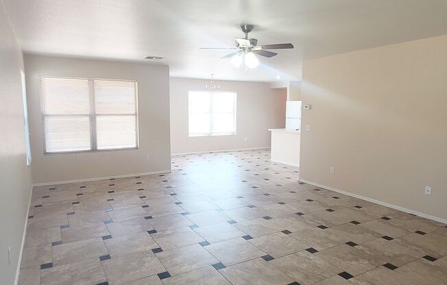 4 bedroom in Chandler