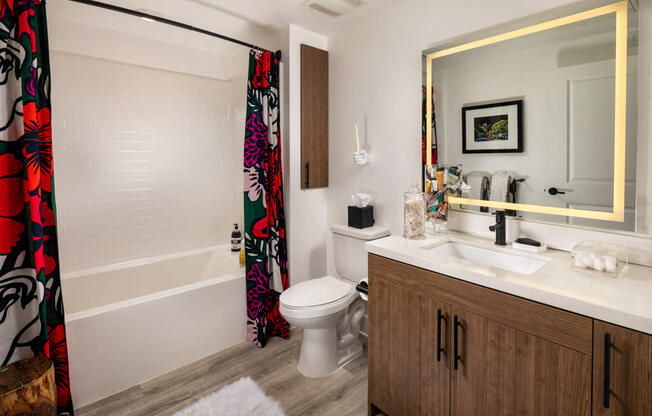 Luxurious Bathroom at Clarendon Apartments, Los Angeles, 91367