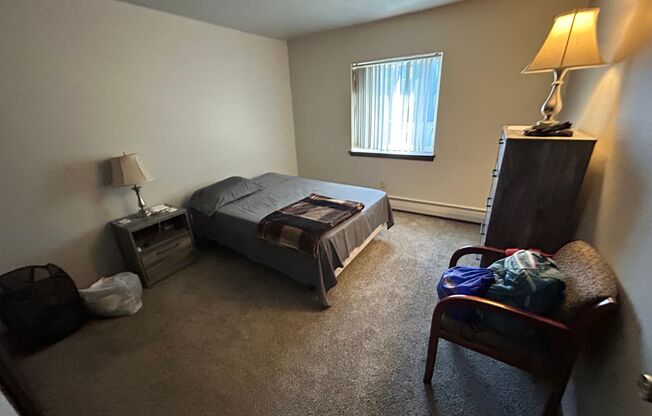 1 bed, 1 bath, $995, Unit 222