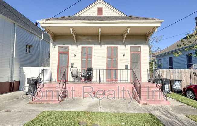 2657 URSULINE AVE