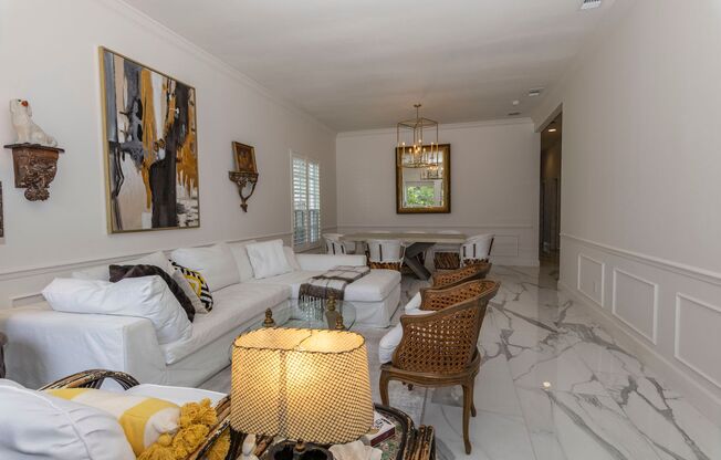 Furnished 2-Bed, 2-Bath Townhouse in Orlando Country Club-Near College Park