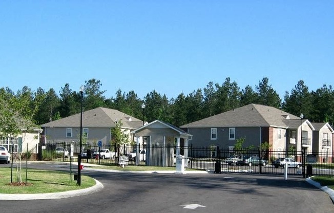 Exterior View Of Property at Cypress Park Apartments, Mississippi, 39702