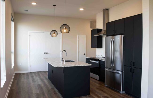 2 beds, 1 bath, 983 sqft, $3,000, Unit 213