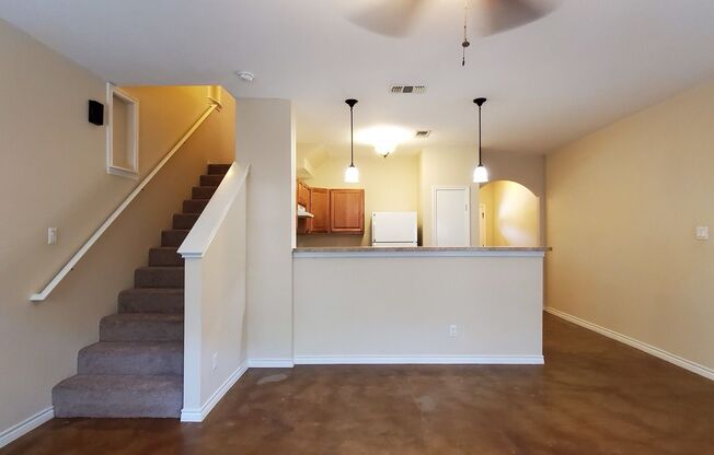 Newly Renovated Town-home