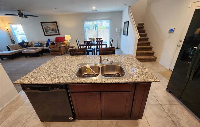 1123 BRILLIANT MDW AVE