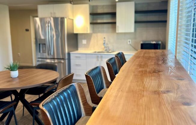 Studio, 1 bath, 175 sqft, $1,035, Unit 423