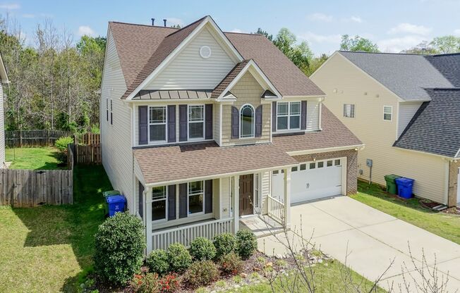 Lovely Large Family Home in Fuquay!