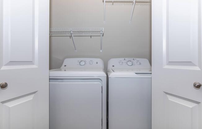 1 bed, 1 bath, 810 sqft, $1,215