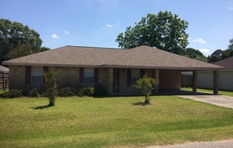 3/2 brick house off of Verot School Rd.