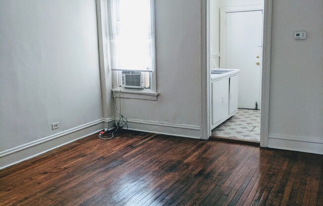 1 bed, 1 bath, $1,195, Unit Apt. 07