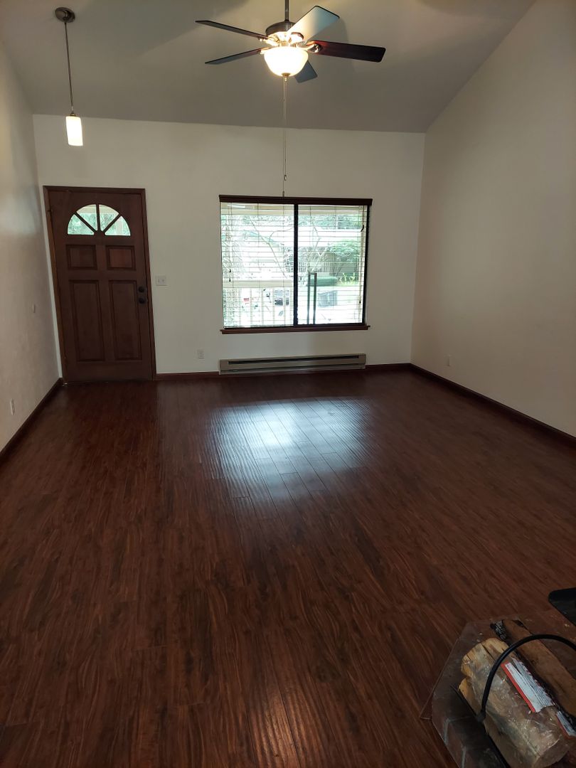 50 -54 NW Lopez Lane