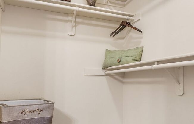 2 beds, 2 baths, 1,270 sqft, $1,899, Unit I201