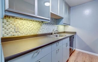 1 bed, 1 bath, $2,025