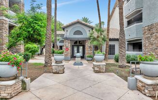 2 beds, 2 baths, $1,995