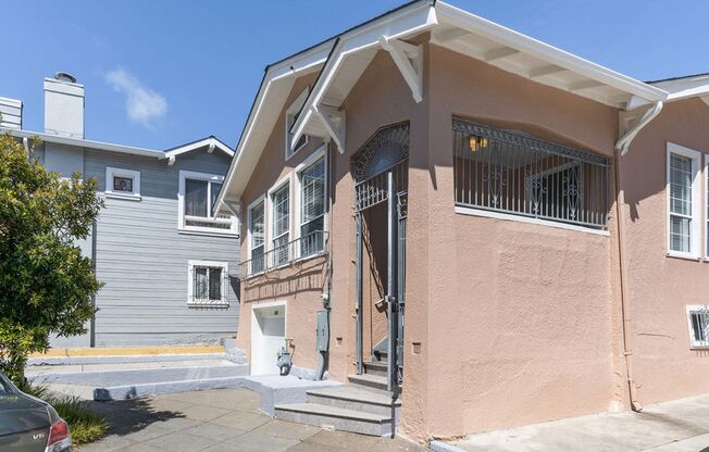 EPIC REA - Great Renovated ( all appliances are brand new ) Beautiful hardwood floor all over 4 BR/2 BA Home w/Parking in Mission Terrace
