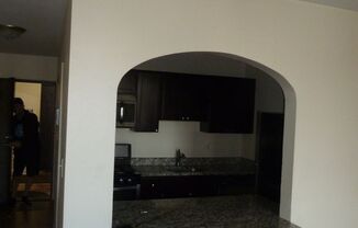 2 beds, 1 bath, 1,000 sqft, $1,400, Unit L1