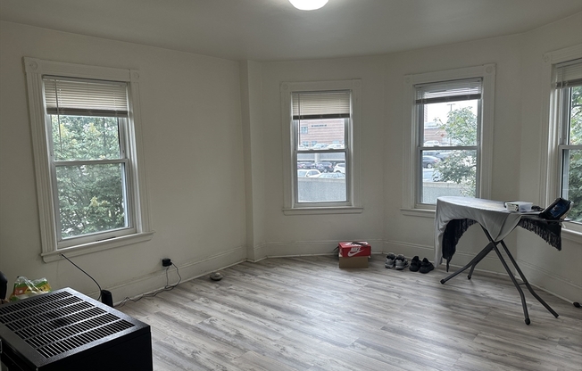 14 HOOPER ST