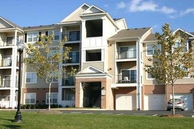 1 BR, 1 BA CONDO IN ASHMORE@GERMANTOWN