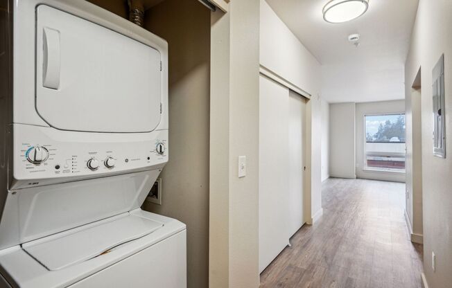 Studio, 1 bath, 519 sqft, $1,450