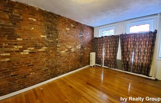 23 Temple St